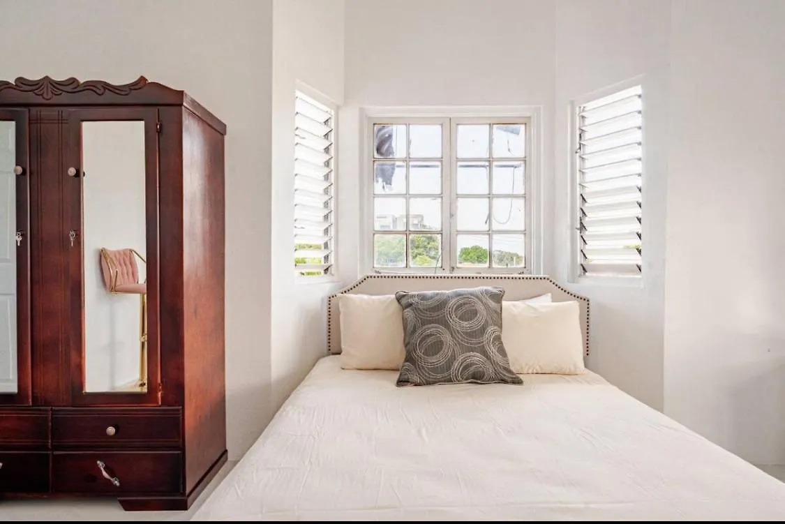 Luxury New Kingston 3 Bed 2 Bath Apartment Jamaica