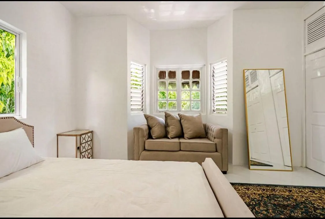 Luxury New Kingston 3 Bed 2 Bath Apartment Jamaica
