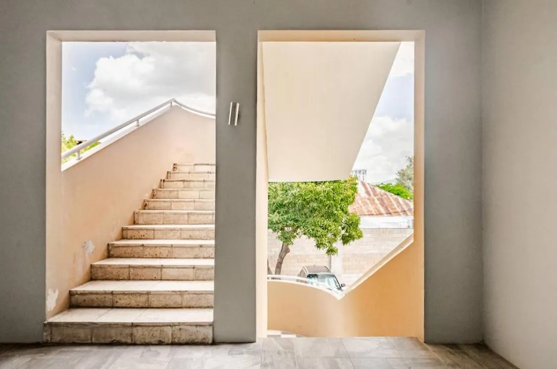 Luxury New Kingston 3 Bed 2 Bath Apartment